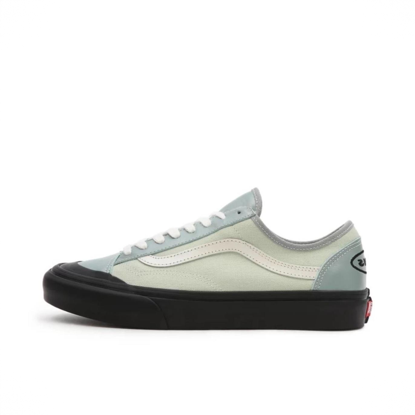 商品配色： 灰绿/黑色