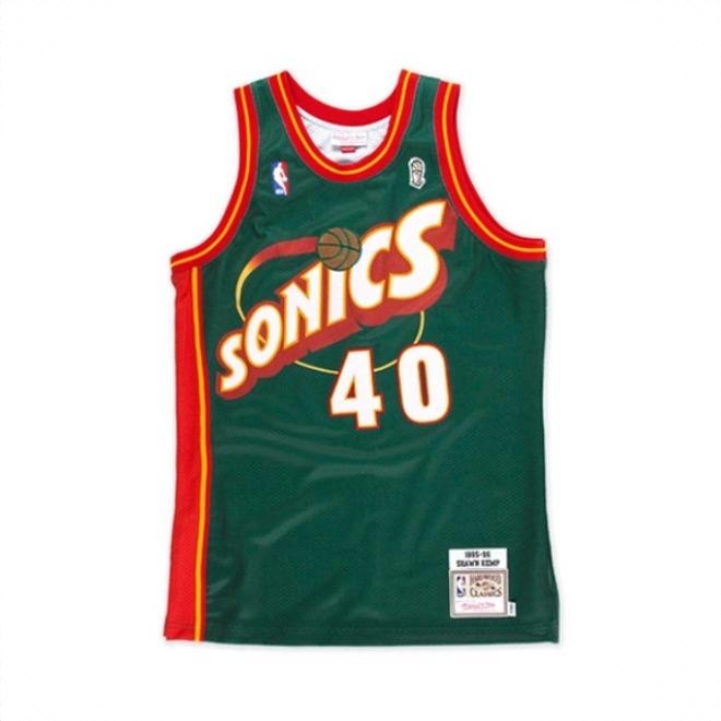 商品配色： 95-96/AU/Men