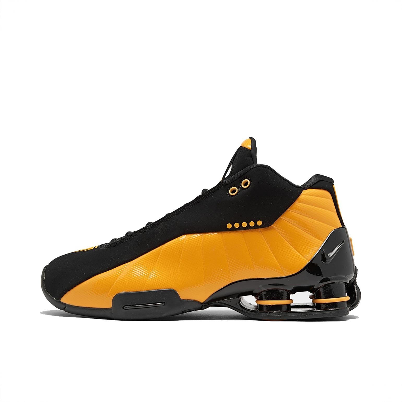 商品配色：Black/University Gold 黑黄