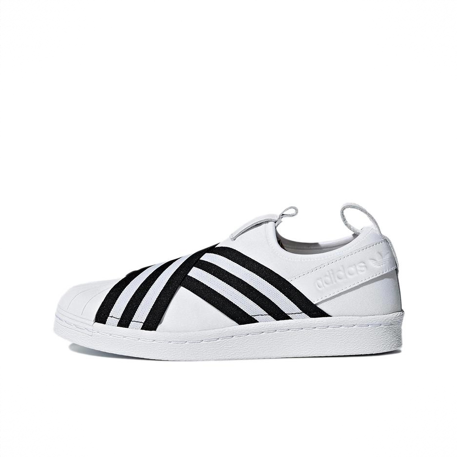 商品配色：Running White/Core Black 白色条纹
