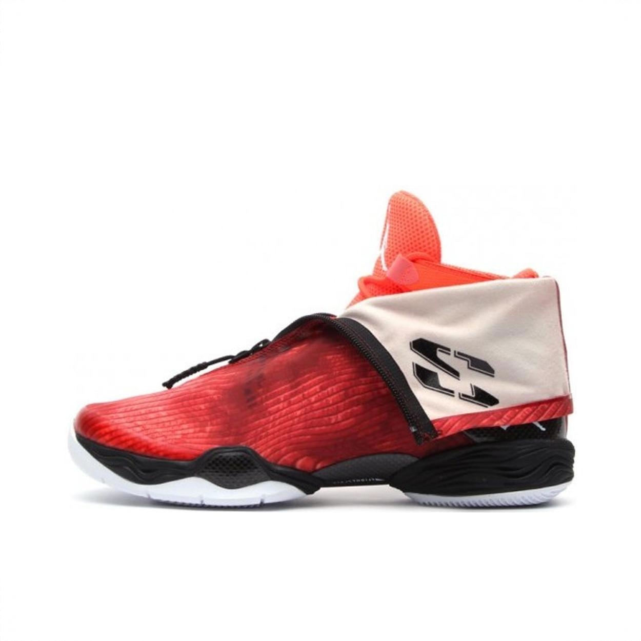 商品配色：Red Camo 咖啡棕