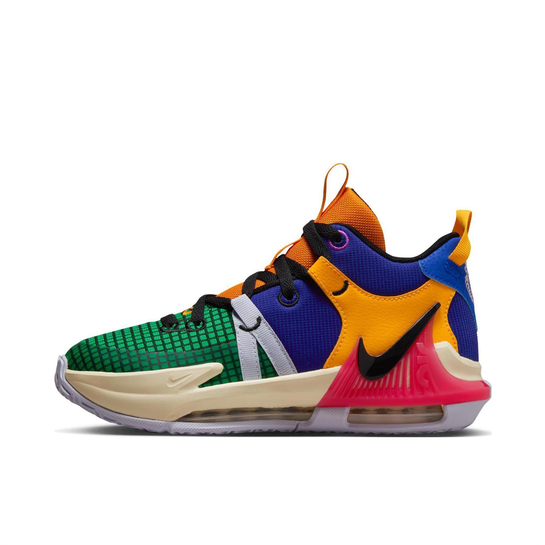 商品配色： GS/赛车蓝/珊瑚红/体育场绿