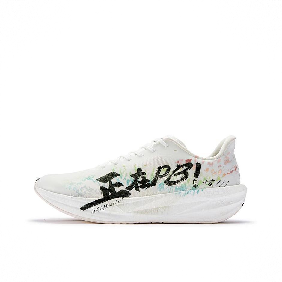 商品配色： 羽毛白/曜石黑