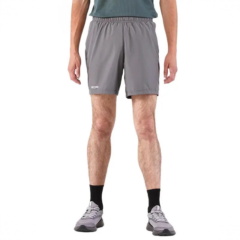 商品配色： 灰/两侧无口袋/腰后拉链口袋