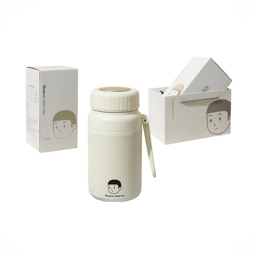 商品配色： 简约白男孩小绚