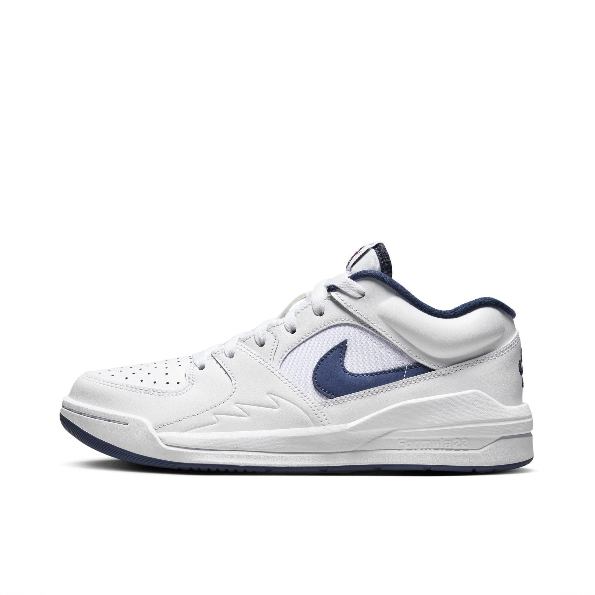 商品配色： 女款/白色/健身红/深藏青