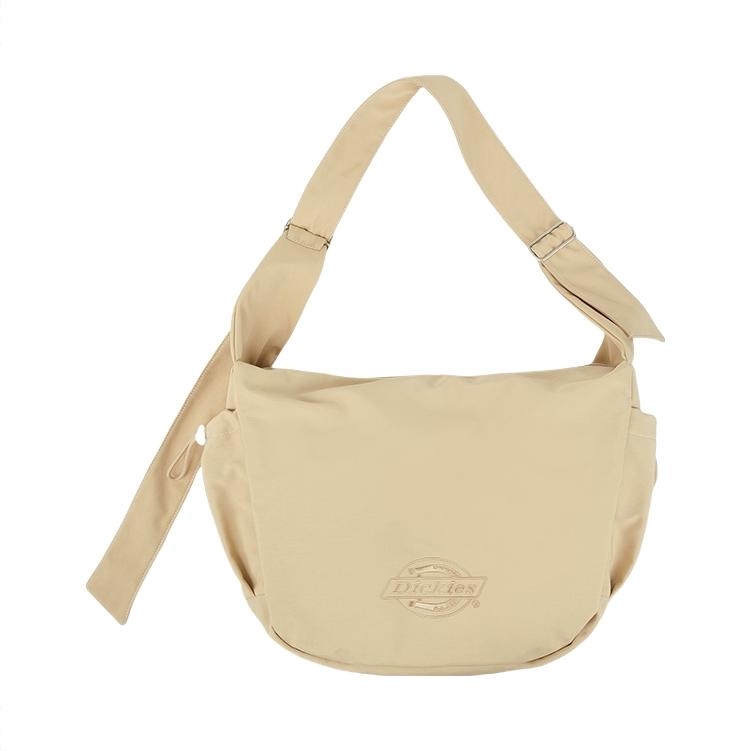 商品配色： 沙砾色 DK-C076-115244U90LMY76KH01