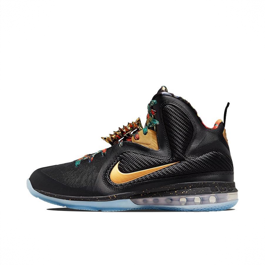 商品配色：Watch The Throne 目视王座/2021