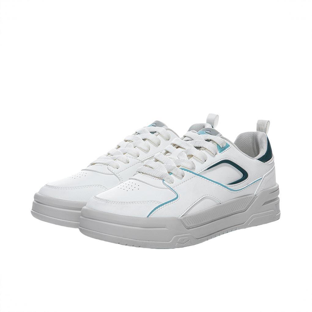 商品配色： 女款/微晶白/苔藓色