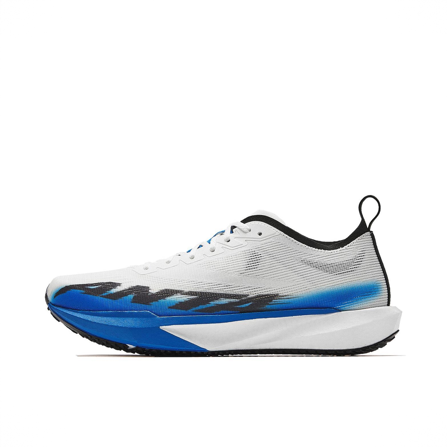 商品配色： 象牙白/中蓝色/基础黑