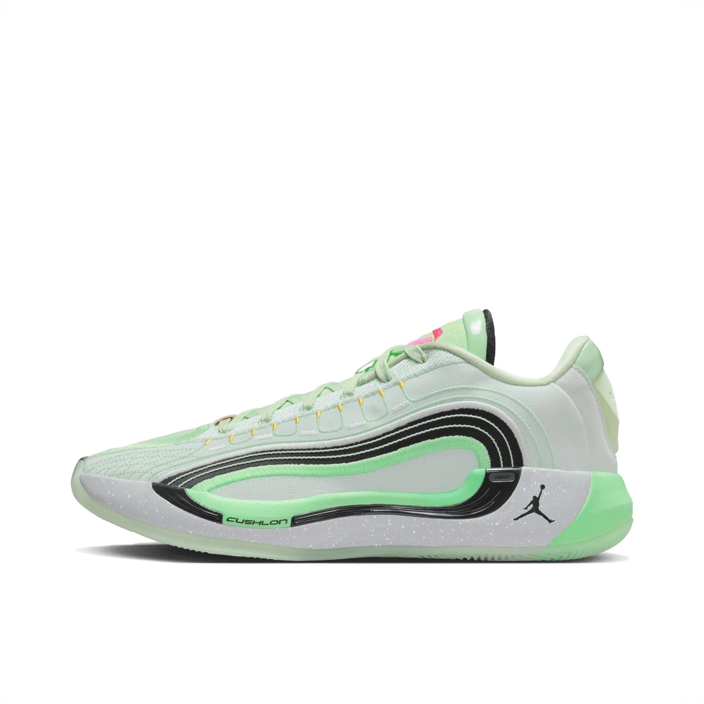 商品配色： 微绿/蒸气绿/金属银/黑色