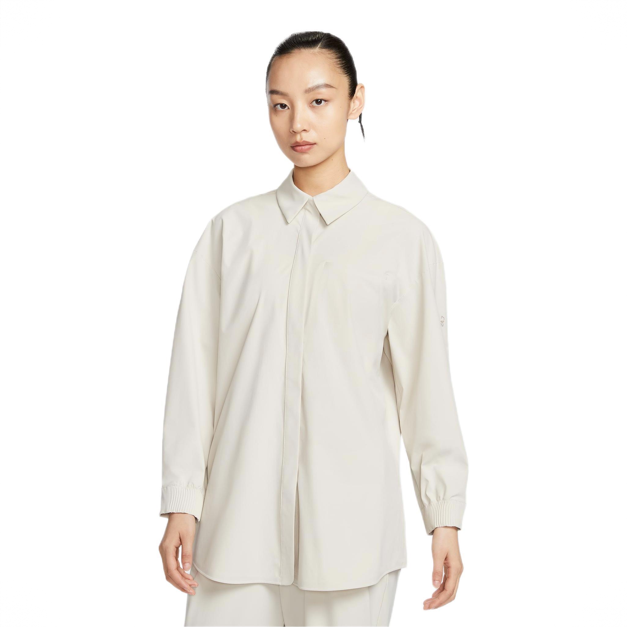 商品配色： 浅土褐/浅铁矿石灰