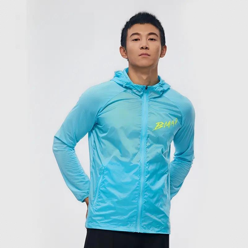 商品配色： 岛屿蓝/圣西尔蓝/男