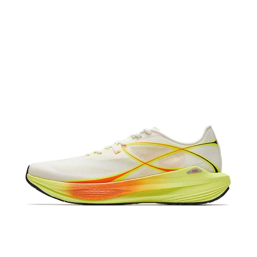 商品配色： 象牙白/荧光亮柠绿/橙色