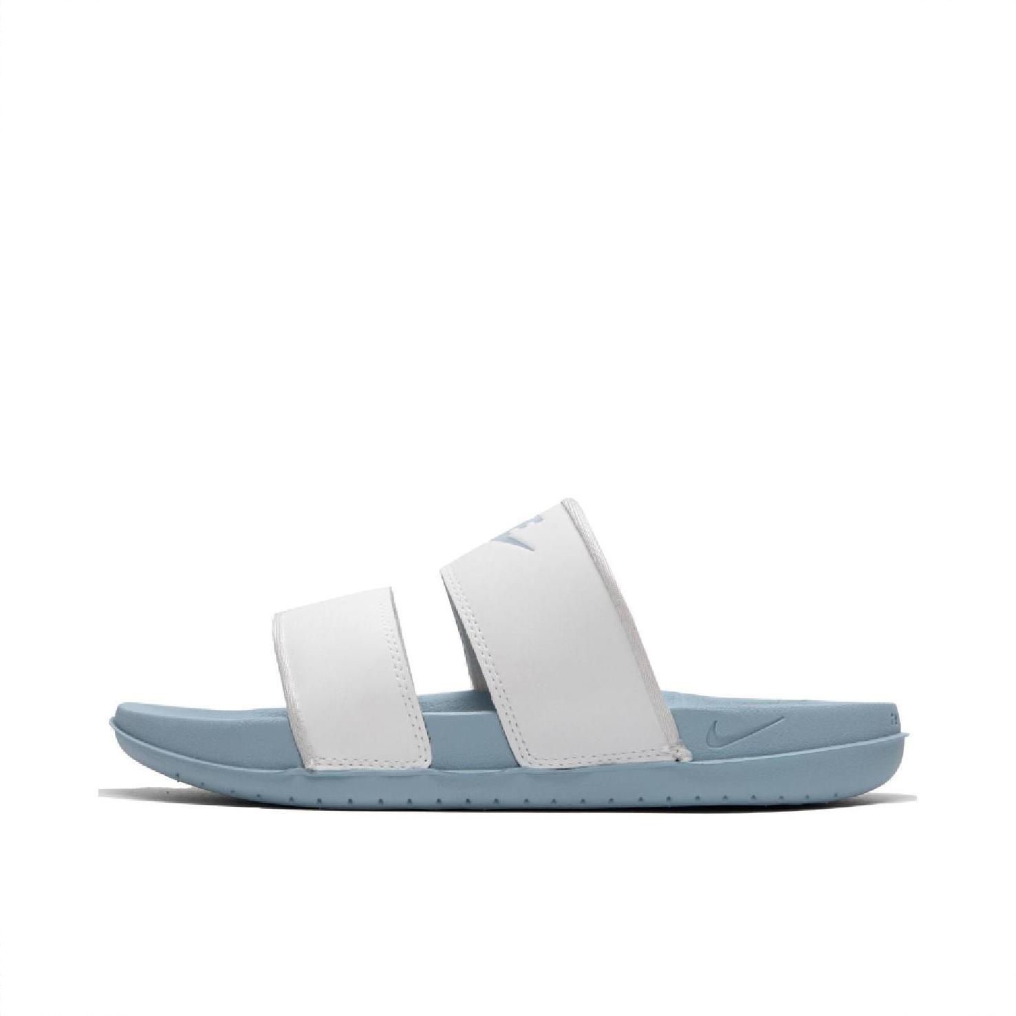商品配色： 白色/浅军械蓝