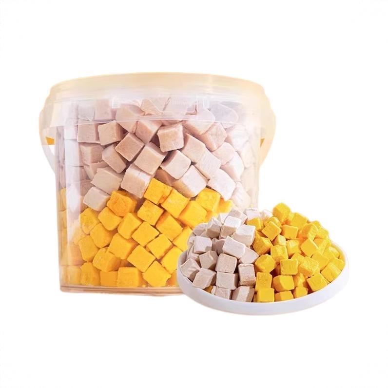 商品配色： 鸡肉蛋黄双拼500g