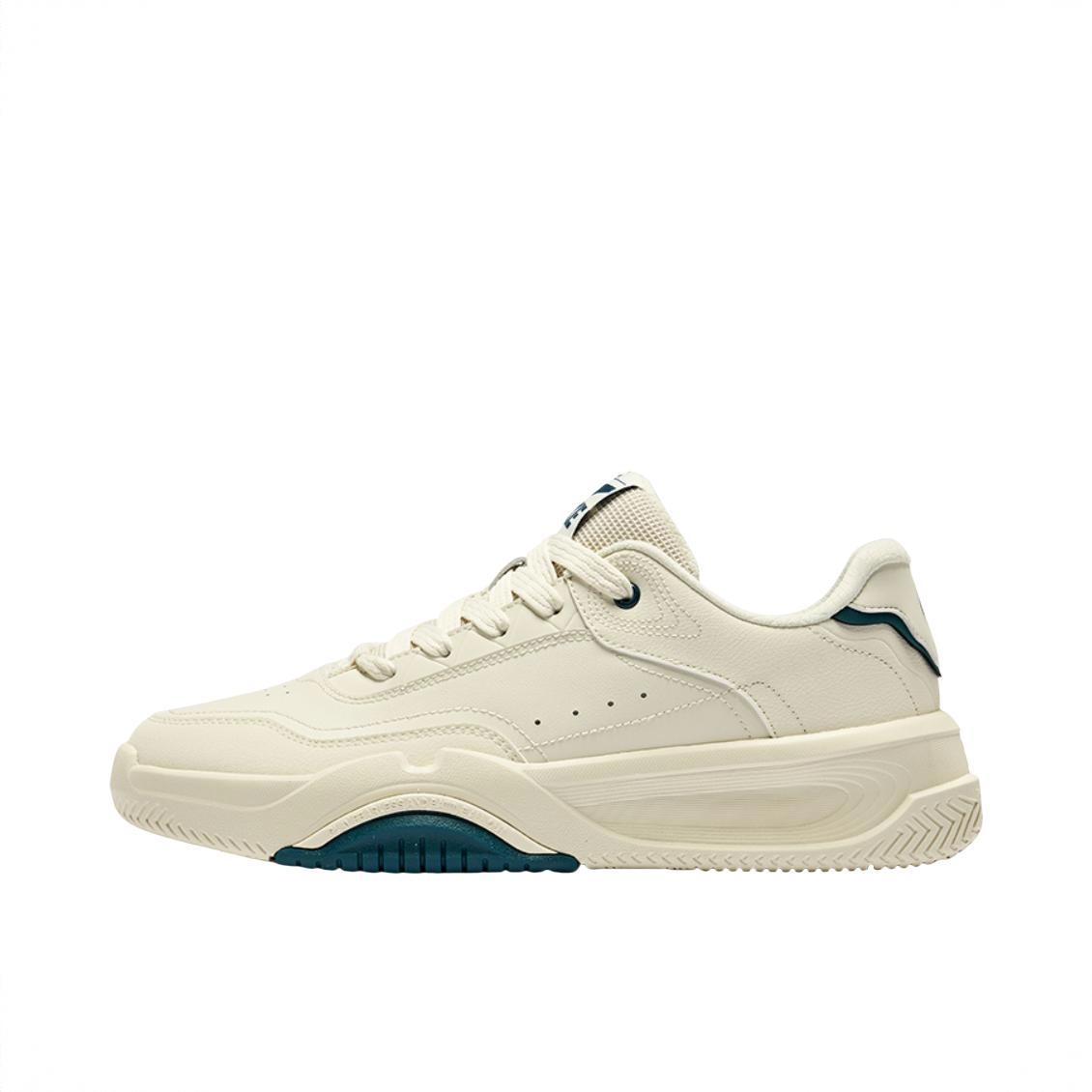 商品配色： 棉花白/数字青 