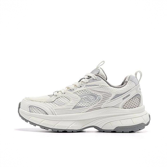 商品配色： 女款/象牙色/月牙色