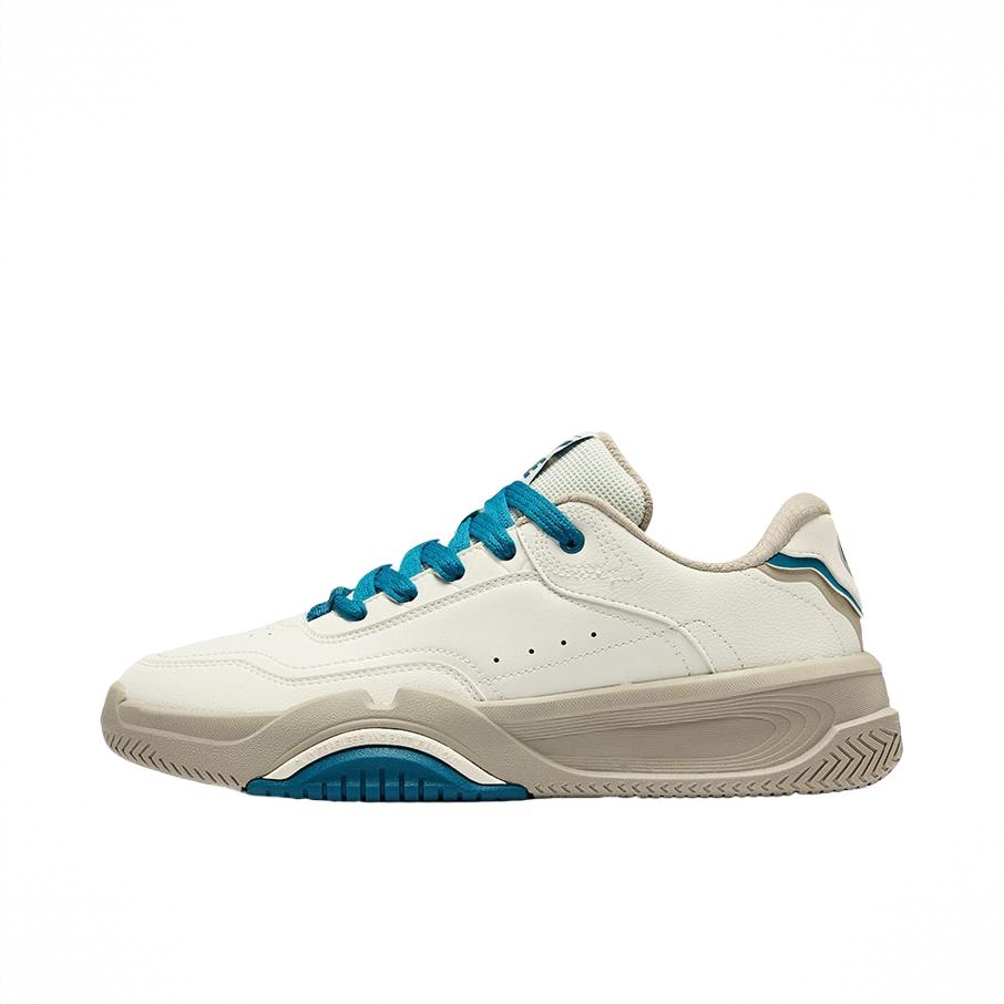 商品配色： 微晶白/苍翠色