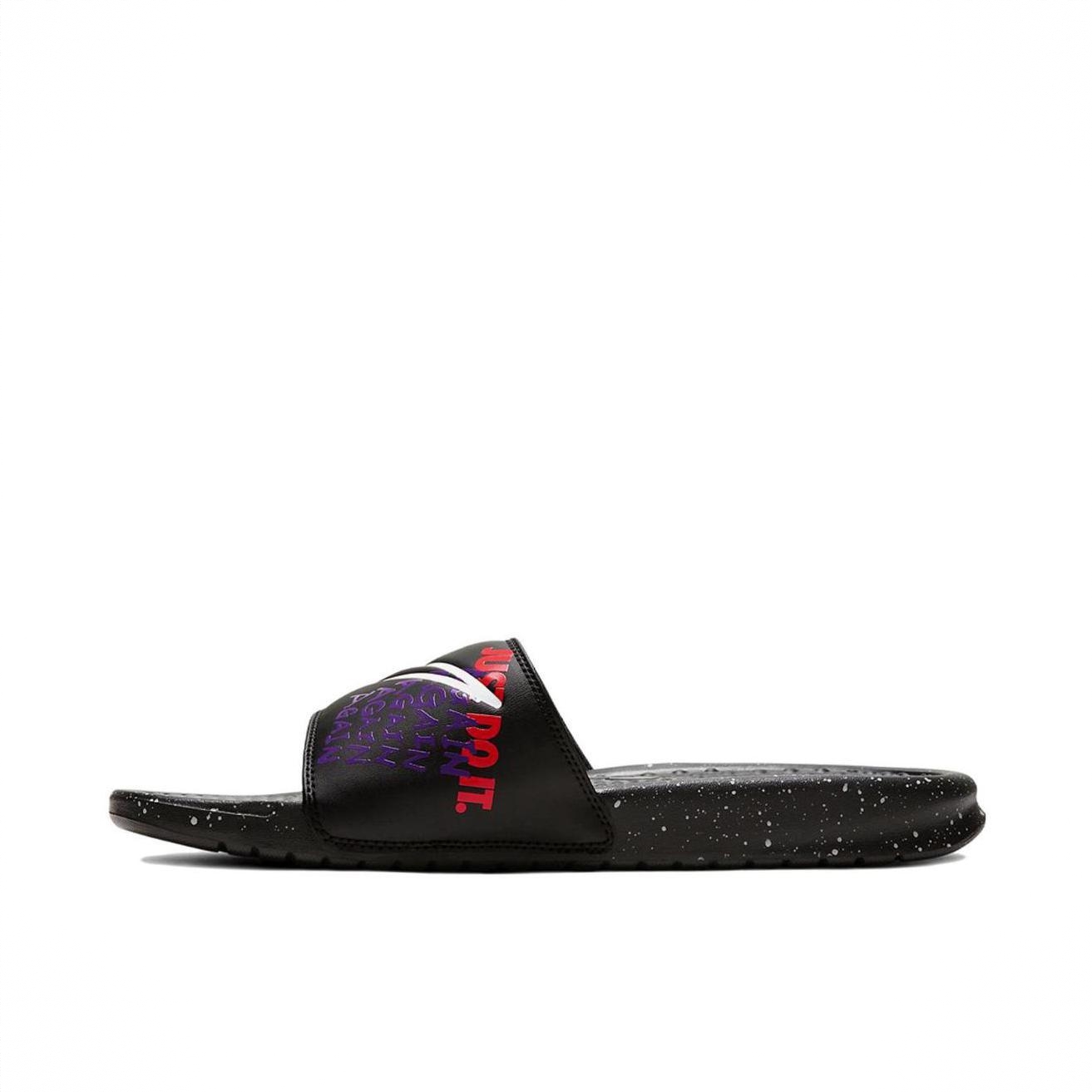 商品配色：Black 黑色/篮球之星
