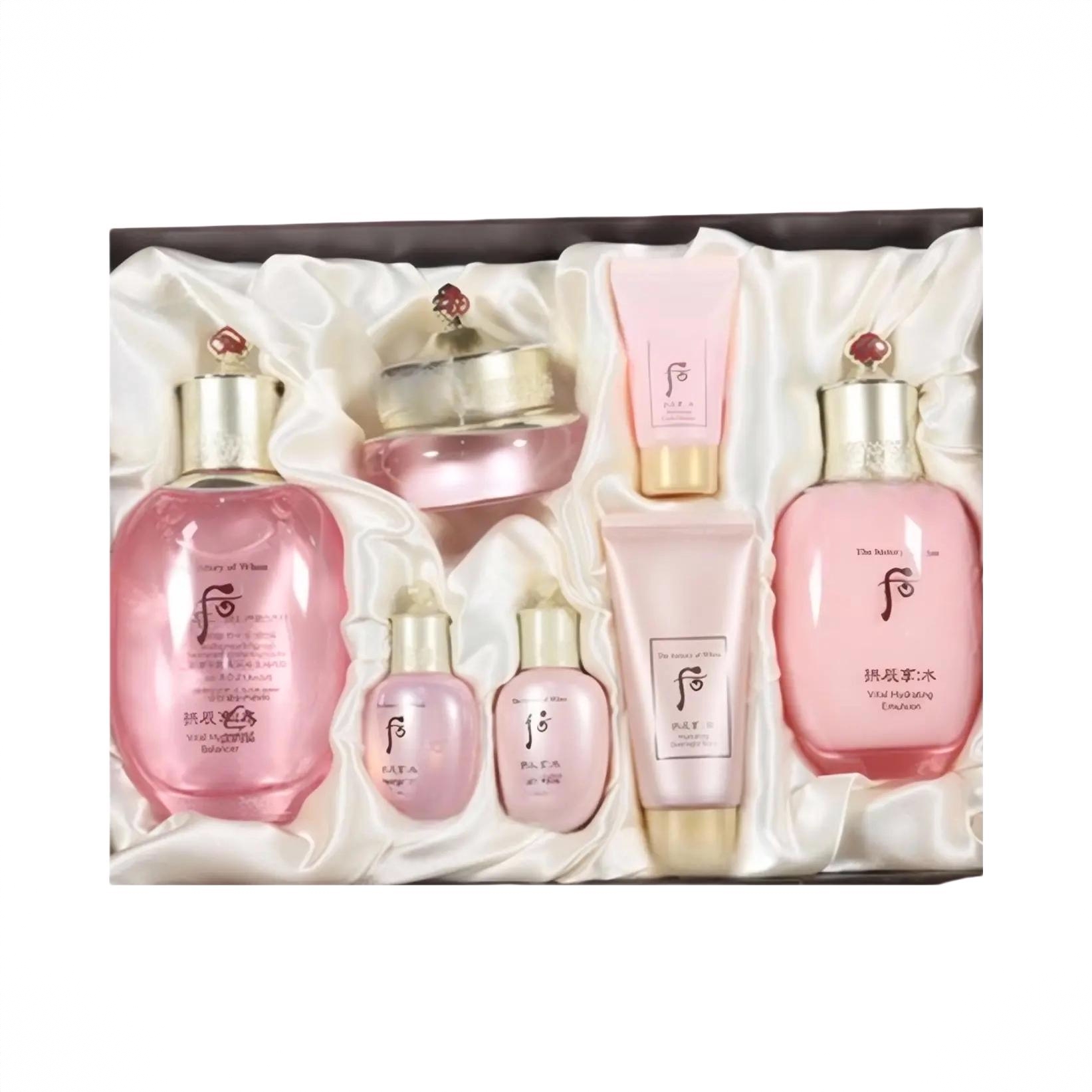 商品配色： 水（150ml+20ml）+乳（110ml+20ml）+面霜20ml+洁面13ml+睡眠面膜30ml