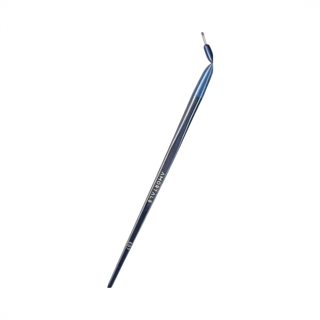 商品配色： E07 折角眼线刷