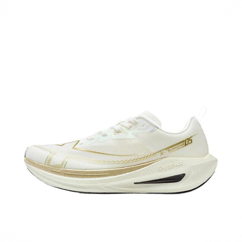 商品配色： 金榜提名/帆白色/新金属金