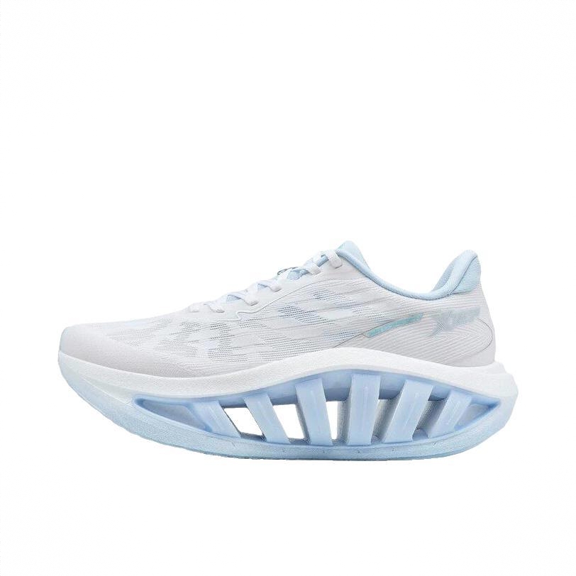 商品配色： 网面/蔚蓝渡/经典白/微波蓝