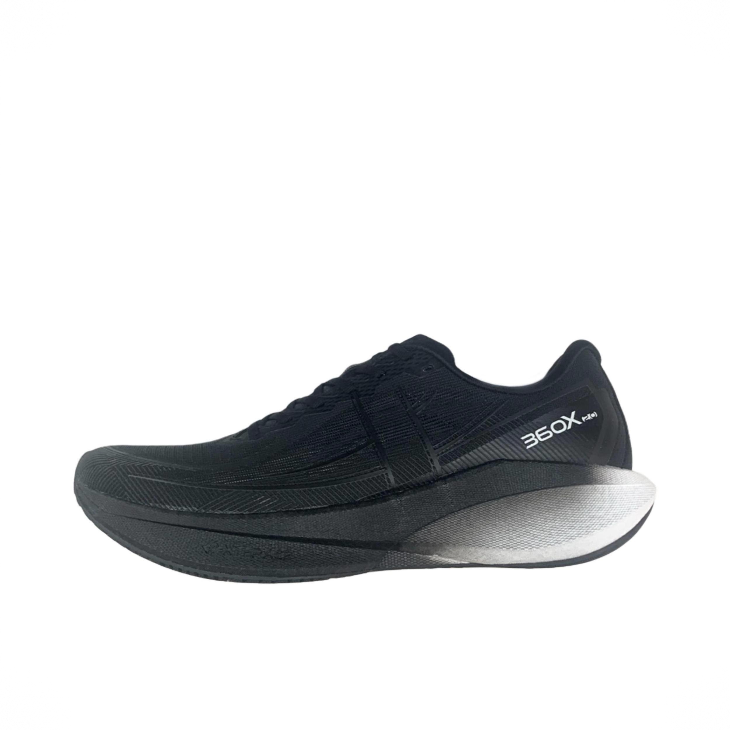 商品配色： 黑色/帆白色