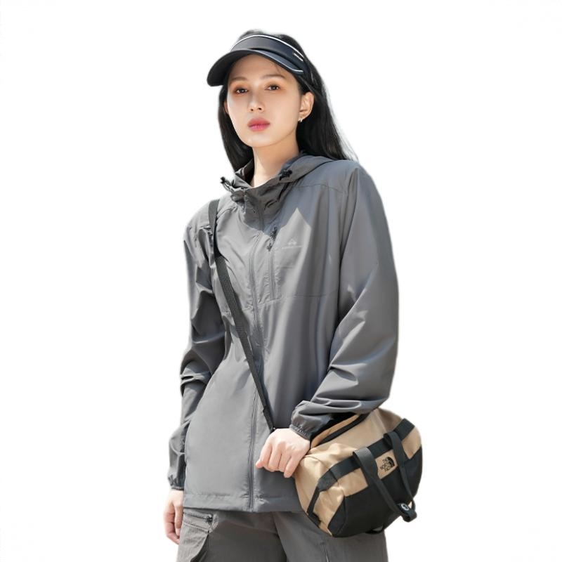 商品配色： 女款/曜石灰