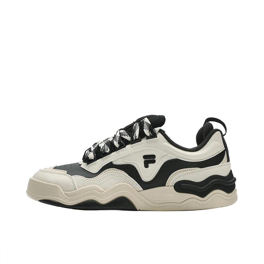 商品配色： 奶白/黑色