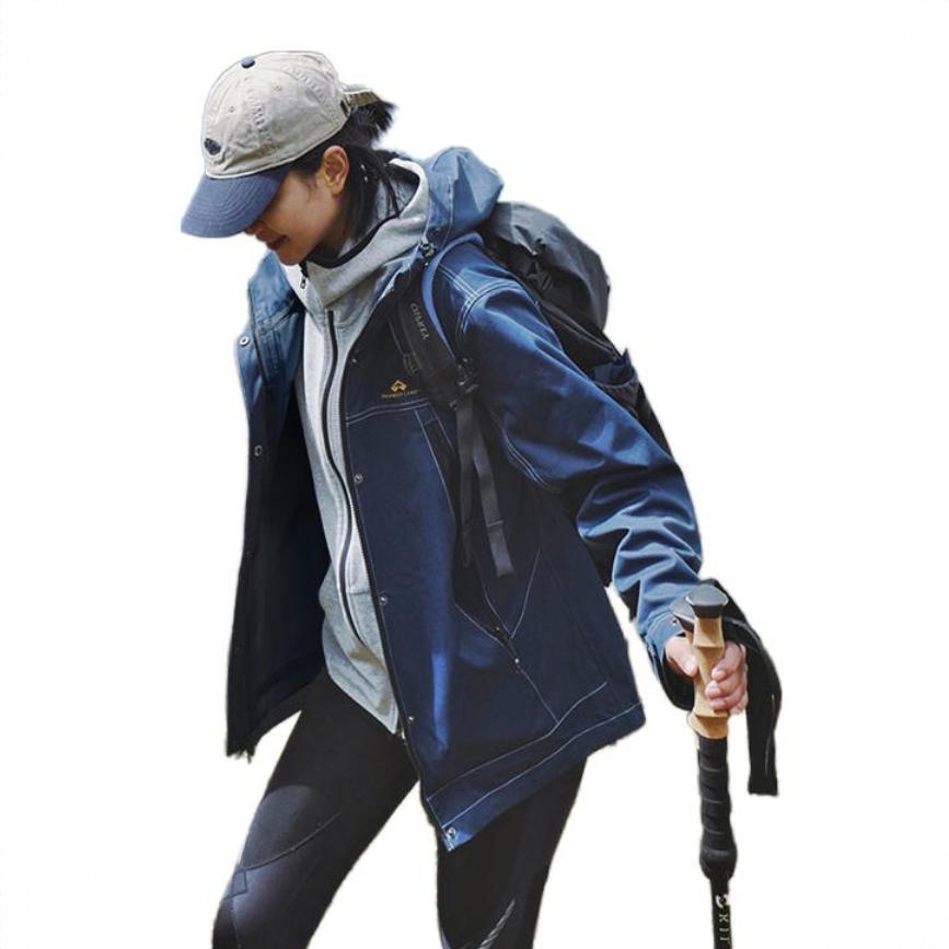 商品配色： 单冲无内胆/雪山LOGO/牛仔蓝