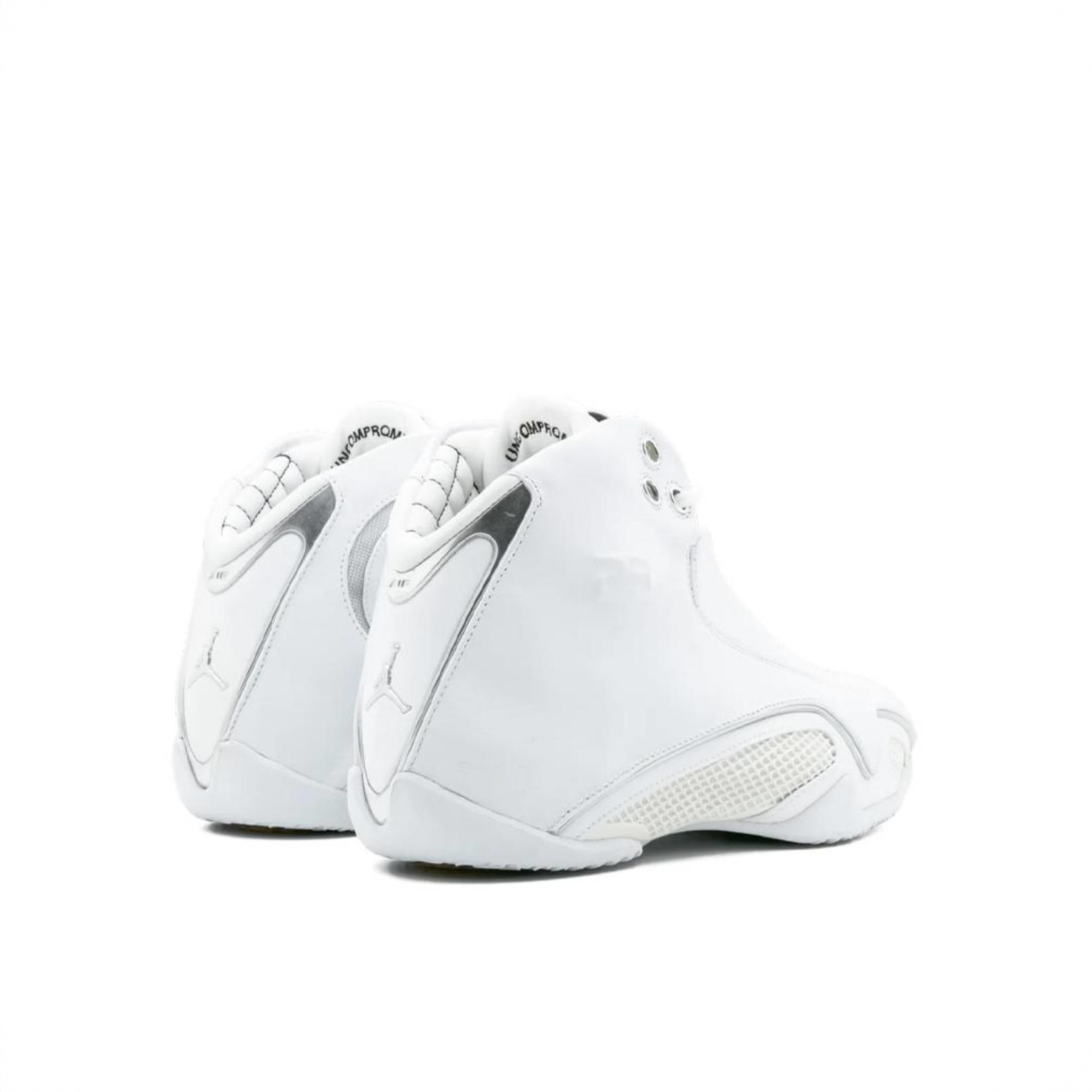 商品配色：White Metallic Silver 纯白