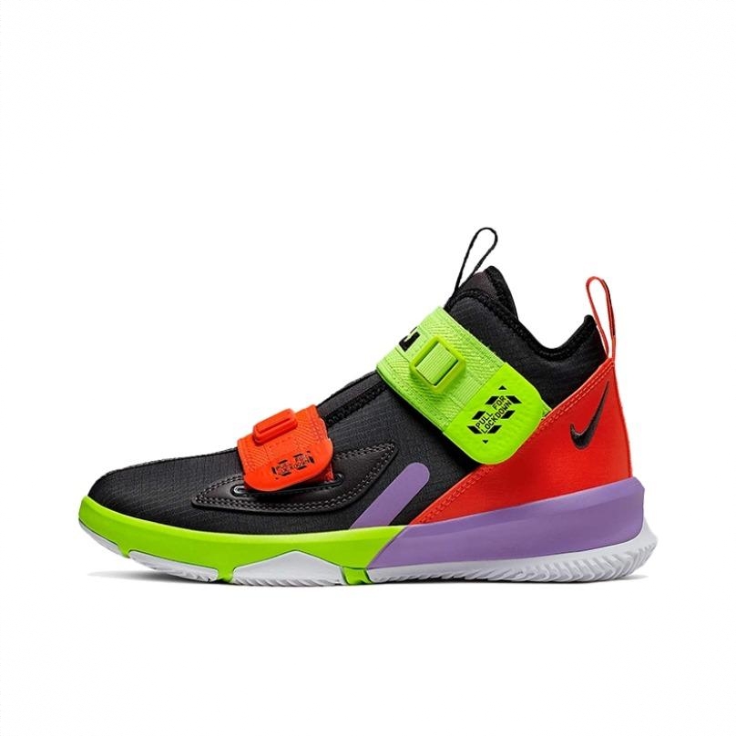 商品配色：Black/Red/Green 黑/红/绿